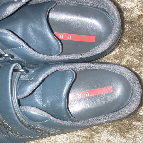 Prada Velcro shoes 8/7,5, it may run small a bit to small for me! - Picture 3 of 9